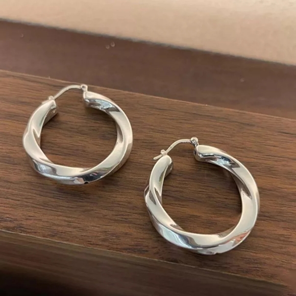 Chunky Large Hoop Earrings | 925 Sterling Silver - Picture 3 of 11